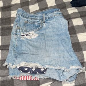 Old navy boyfriend raw hem shorts